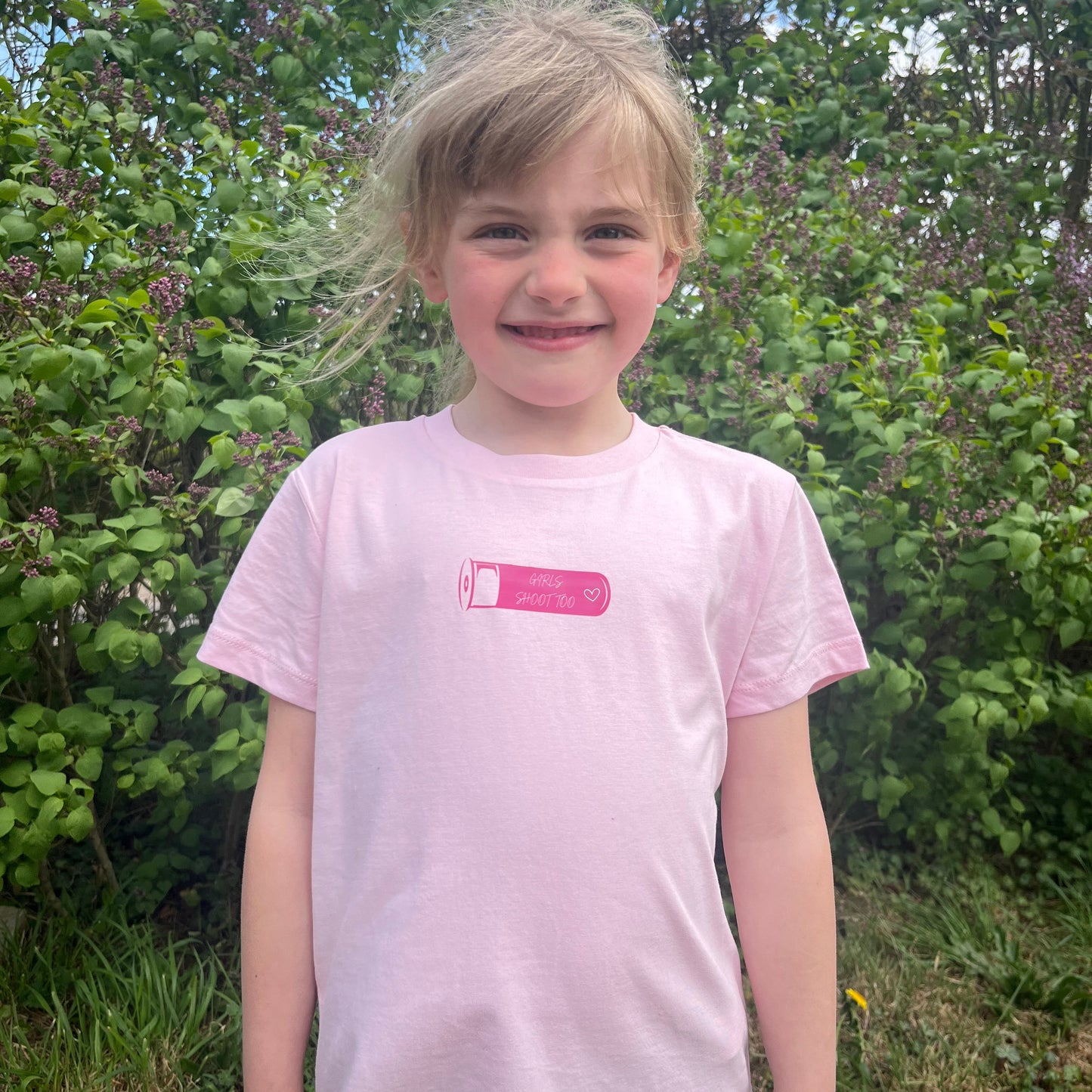 Girls shoot too T-shirt