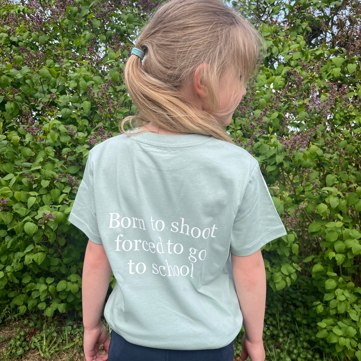 Born to shoot T-shirt