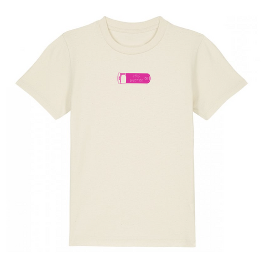 Girls shoot too T-shirt